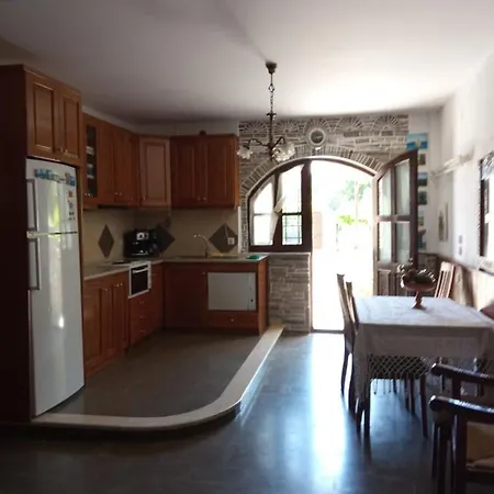 Sotiria House Sea View Lovely Garden Apartment *